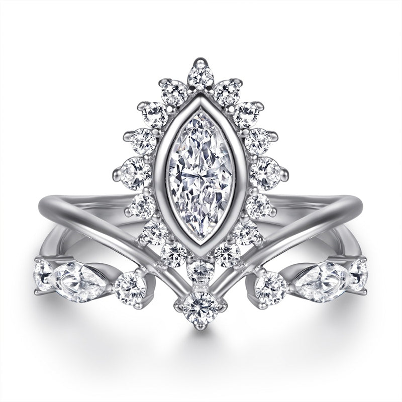 Dramatic Oval-Cut Zirconia 925 Silver Ring - Bold Statement Jewelry