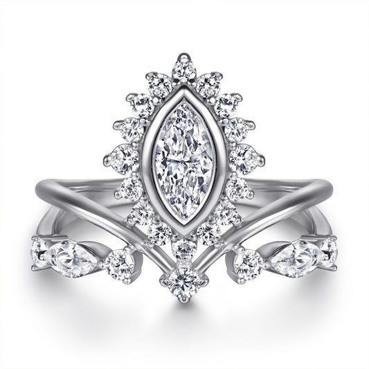 Dramatic Oval-Cut Zirconia 925 Silver Ring - Bold Statement Jewelry