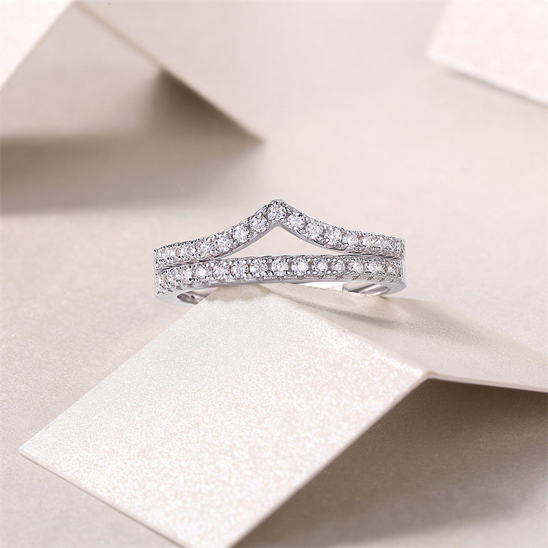 Elegant 925 Silver Round Shape Ring Set