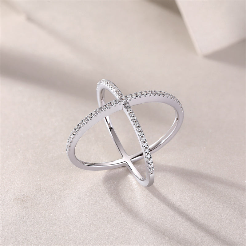 Elegant Geometric Silver Ring with Moissanite Stones