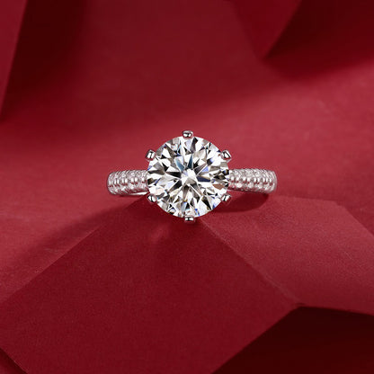 Elegant Six-Prong Ring with Moissanite