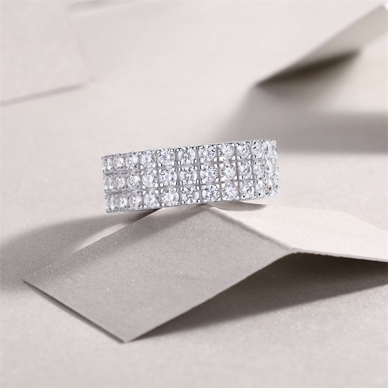 Elegant Women’s Moissanite Silver Band