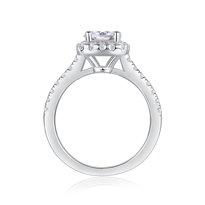 Fashionable Geometric Moissanite Ring for Modern Women