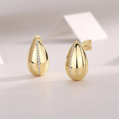 Fashionable Teardrop Moissanite Earrings for Everyday Wear