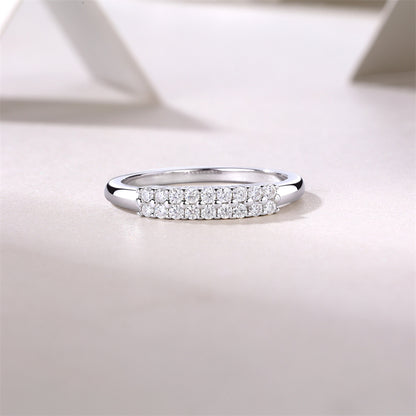 Feminine Geometric Moissanite Band for Everyday Elegance