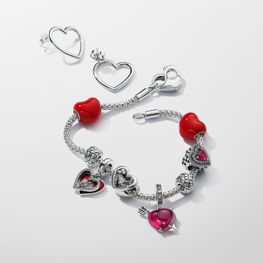 Front-facing Heart Stud Earrings