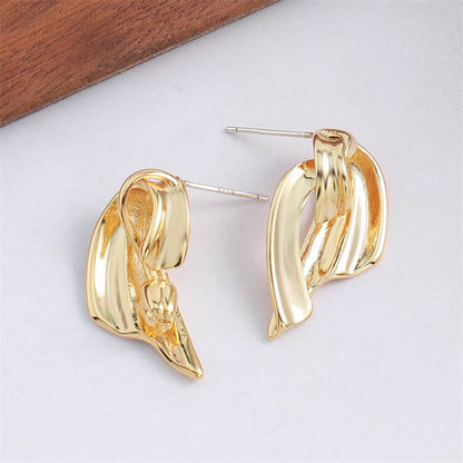 Geometric Fan-shaped Stud Earrings with Floral Motif in Genuine Gold Plating
