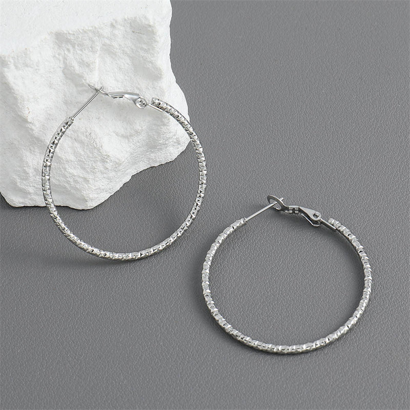 Geometric Stainless Steel Circular Drop Earrings in Gold/Silver - Bold Modern Dangling Earrings for Women