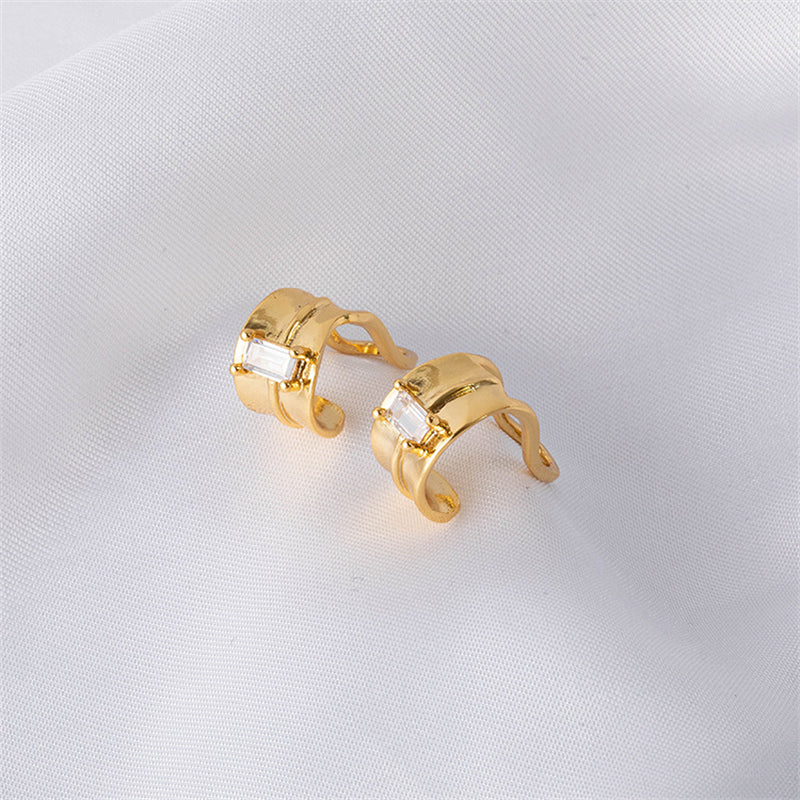Geometric Tragus Clip Earrings in Gold & Gold-Tone - Sweet & Edgy No-Piercing Ear Cuffs for Women