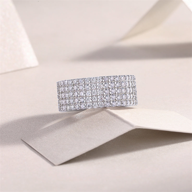 Glimmering Round Moissanite Ring in Sterling Silver
