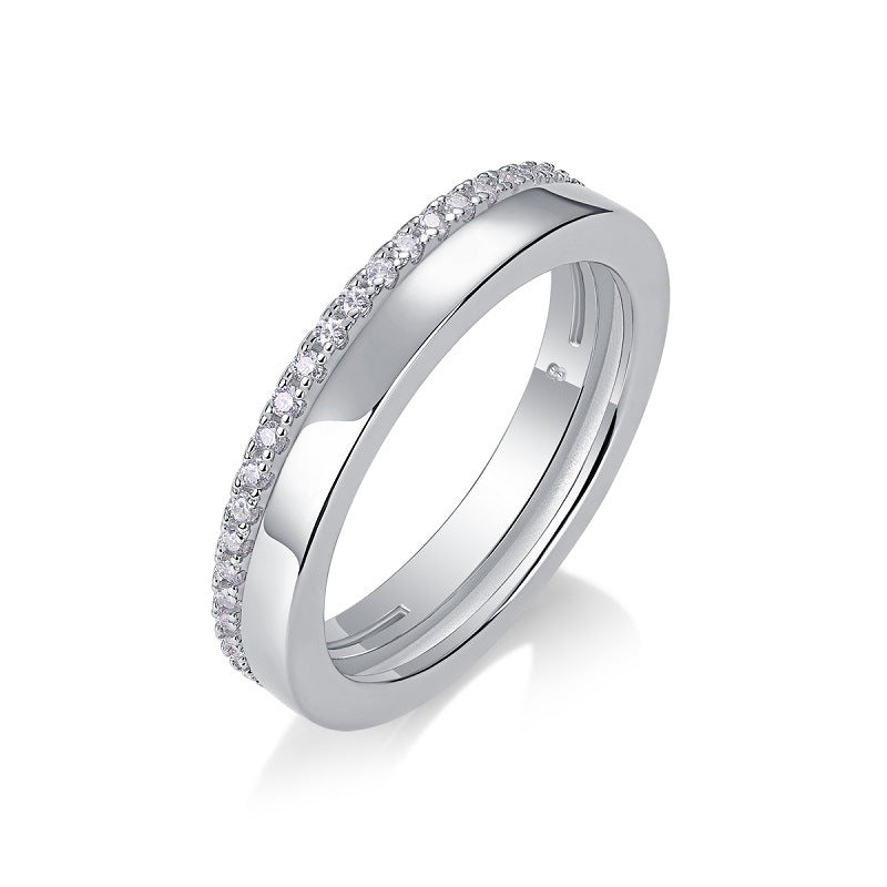 Glimmering Round Moissanite Ring in Sterling Silver