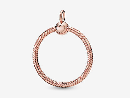 Medium O Pendant