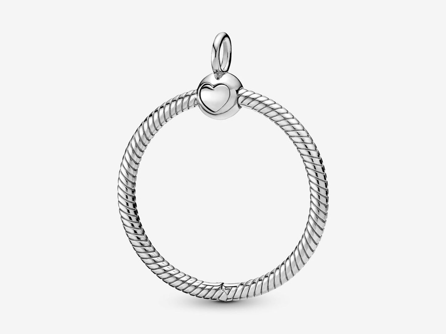 Medium  O Pendant