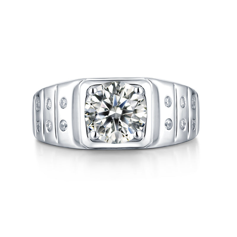 Minimalist Square Ring with Moissanite