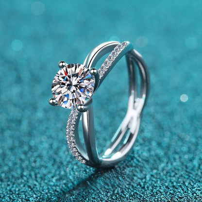 New S925 Sterling Silver 1ct Moissanite Four-Prong Ring with Botanical Motifs
