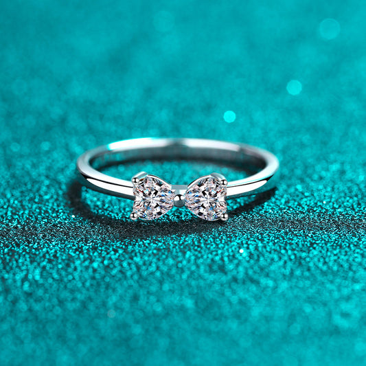 PT950 Plated 925 Sterling Silver "Hearts Interlocked" Ring | 0.6ct Moissanite with Snowflake Motif