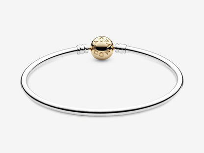 Round Clasp Bangle