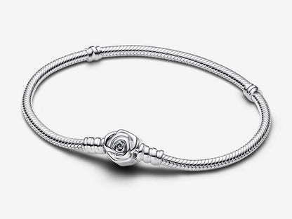 Rose in Bloom Clasp Snake Chain Bracelet