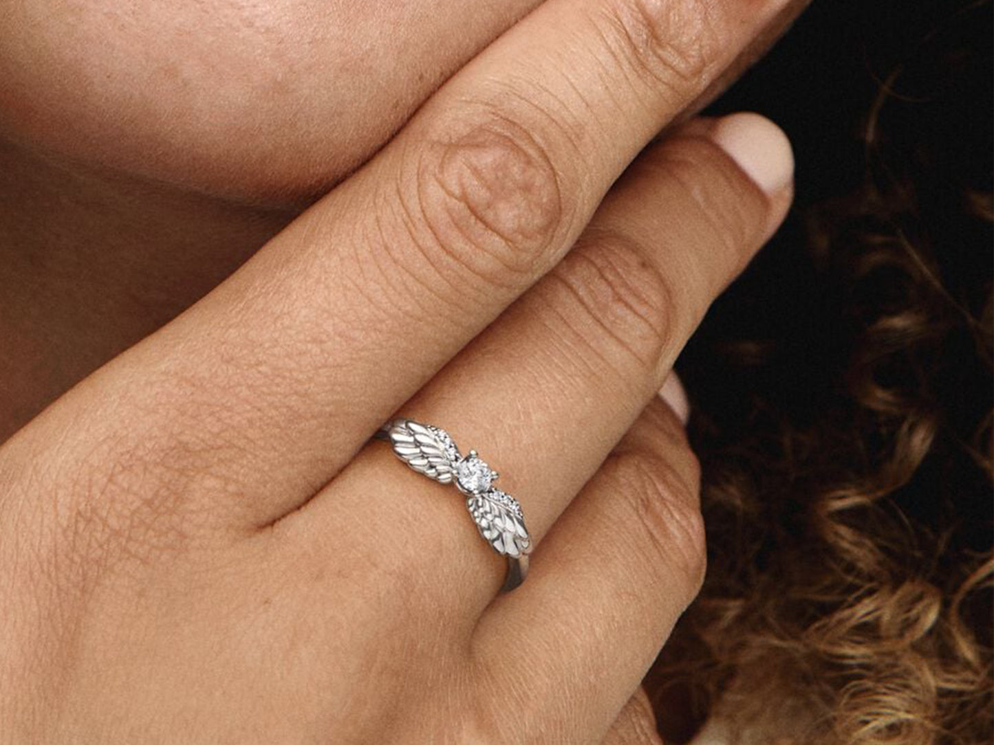 Sparkling Angel Wings Ring