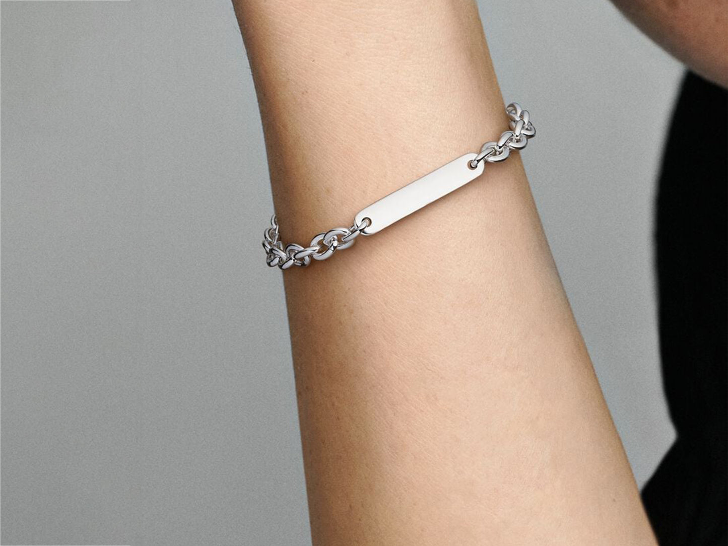 Engravable Bar Link Bracelet