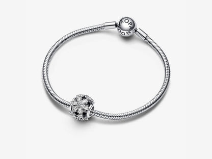 Sparkling Herbarium Cluster Round Charm