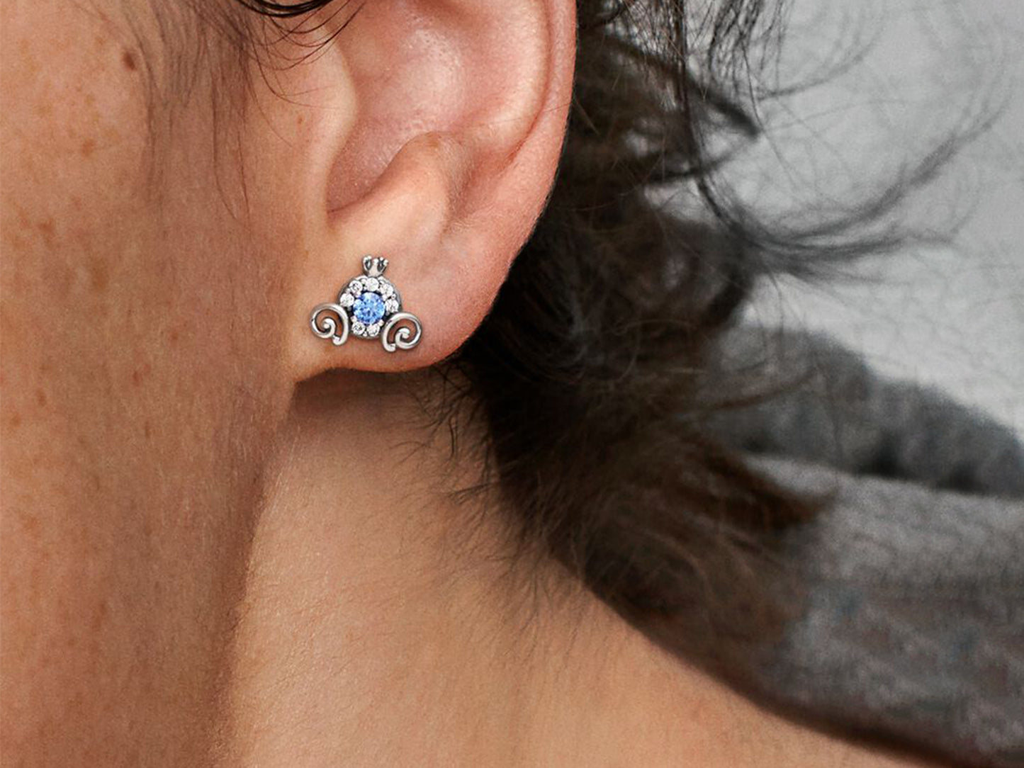 Cinderella Carriage Stud Earrings