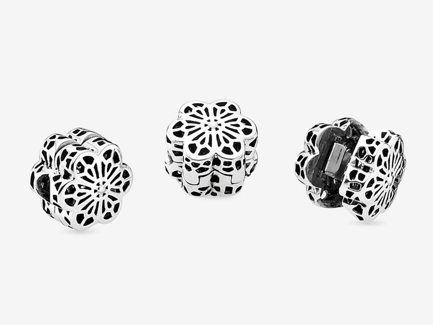 Daisy Lace Clip Charm