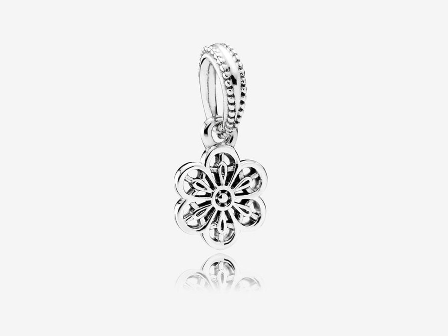 Daisy Lace Dangle Charm