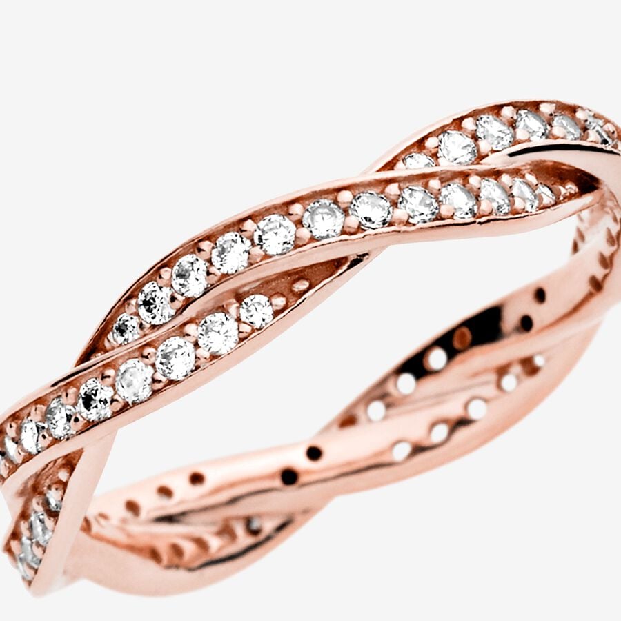 Sparkling Twisted Lines Ring