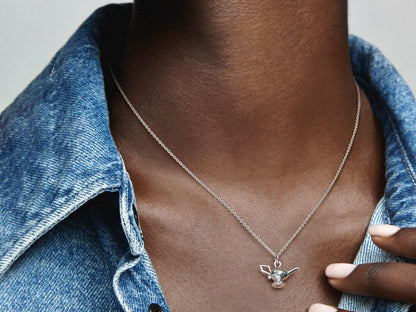 Disney Aladdin Magic Lamp Pendant Collier Necklace