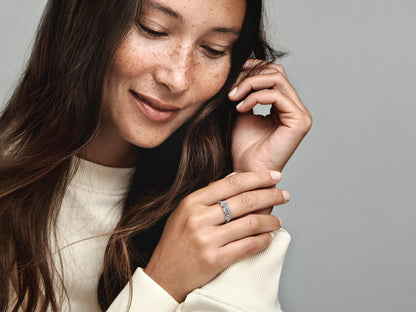 Enchanting Tri-Color Pansy Ring