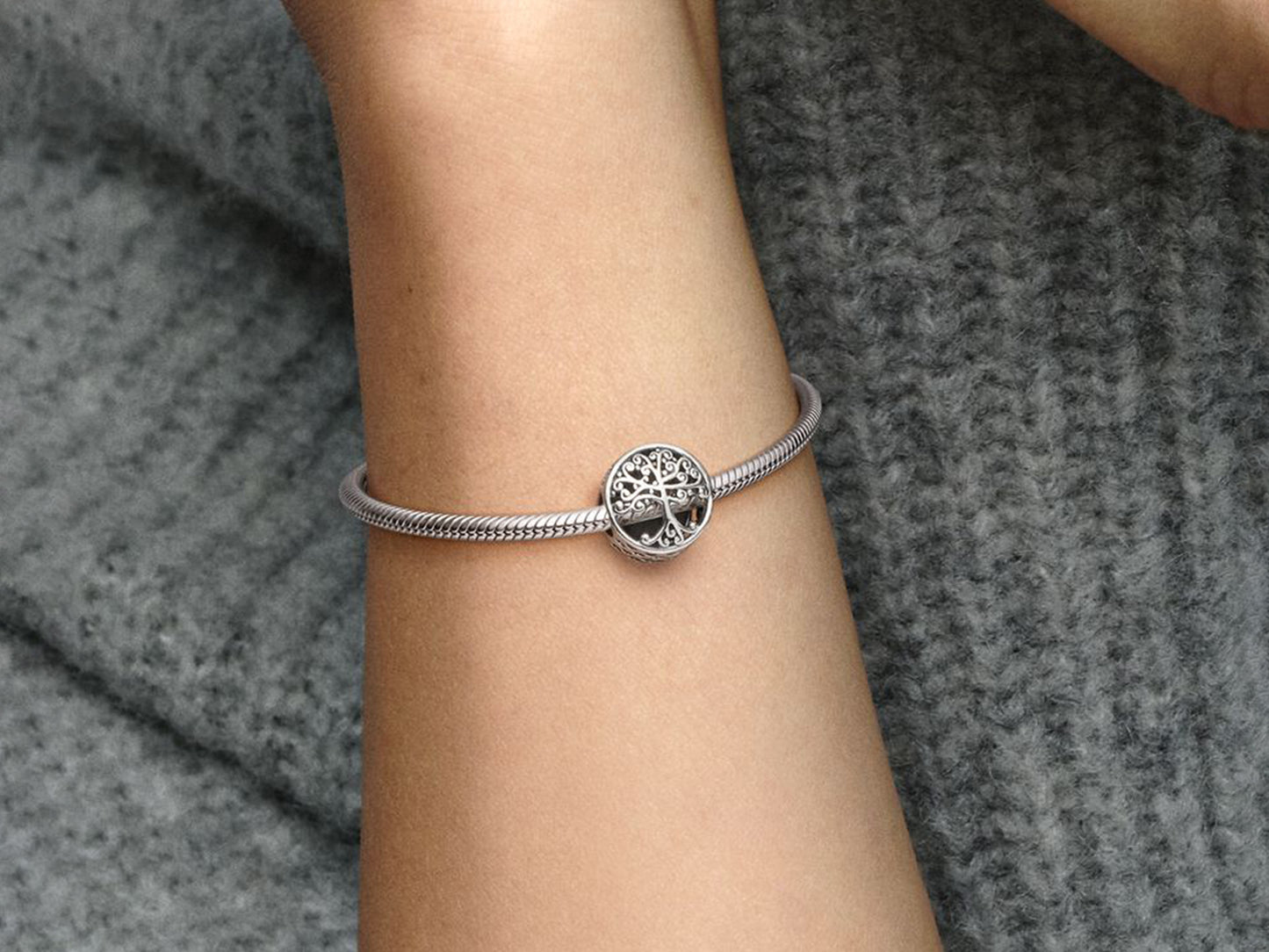 Openwork Family Roots Charm