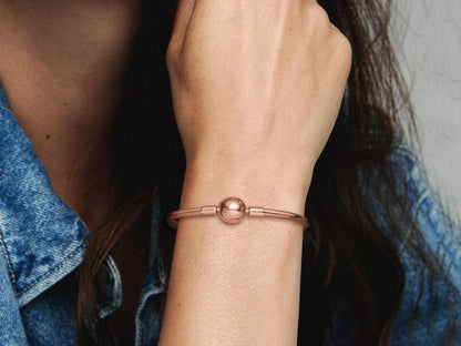 Elegant Rose Gold Bangle