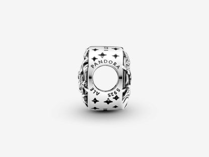 Han Solo & Leia Kiss Charm