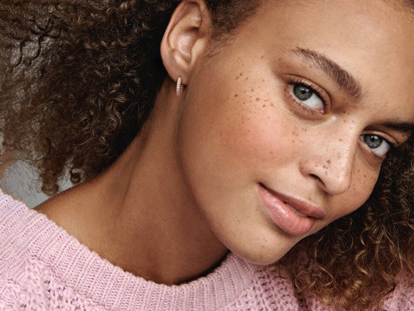 Pavé Heart Hoop Earrings