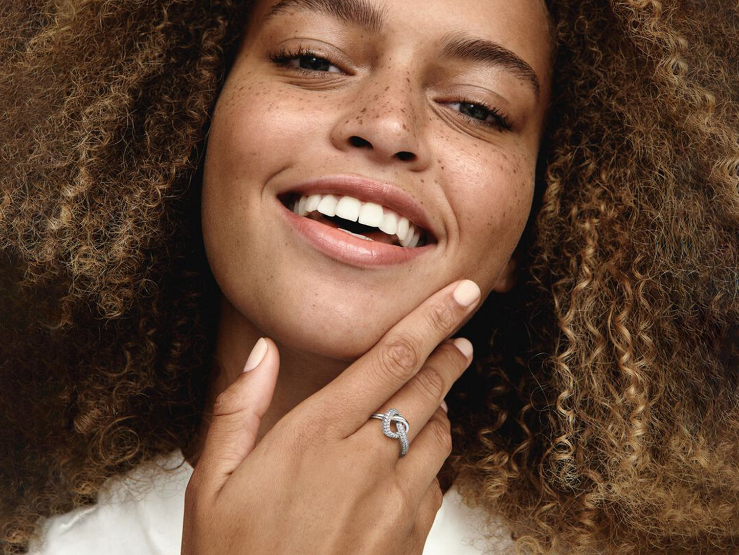 Heart Knot Elegance Ring