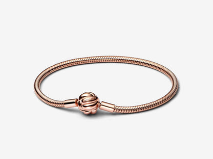 Heartfelt Knot Bracelet
