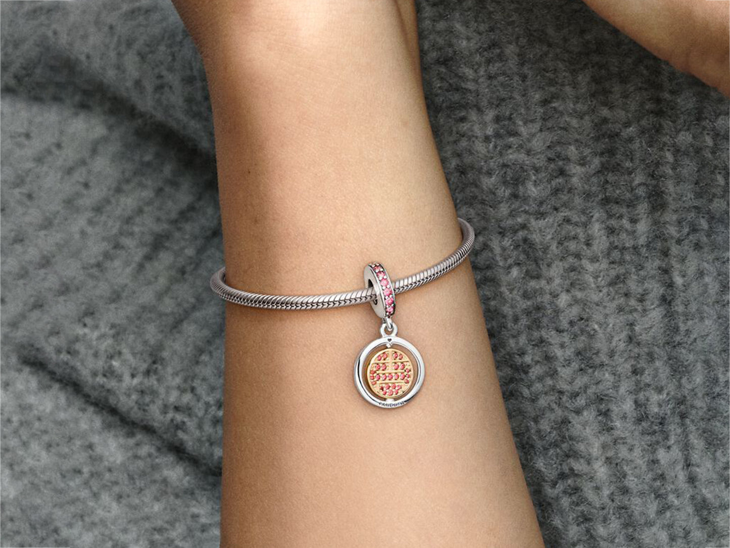 Spinning Lucky Dangle Charm