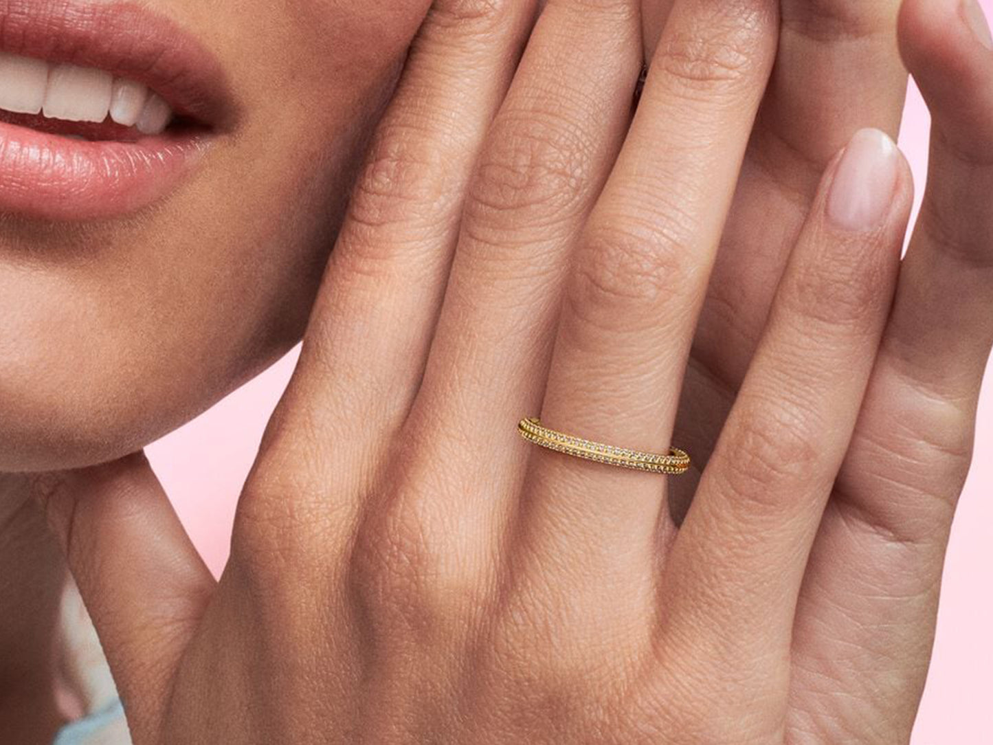 Sparkling Pavé Ring