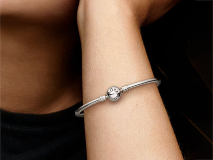 Elegant Silver Bangle