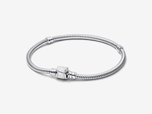 Marvel Logo Clasp Snake Chain Bracelet