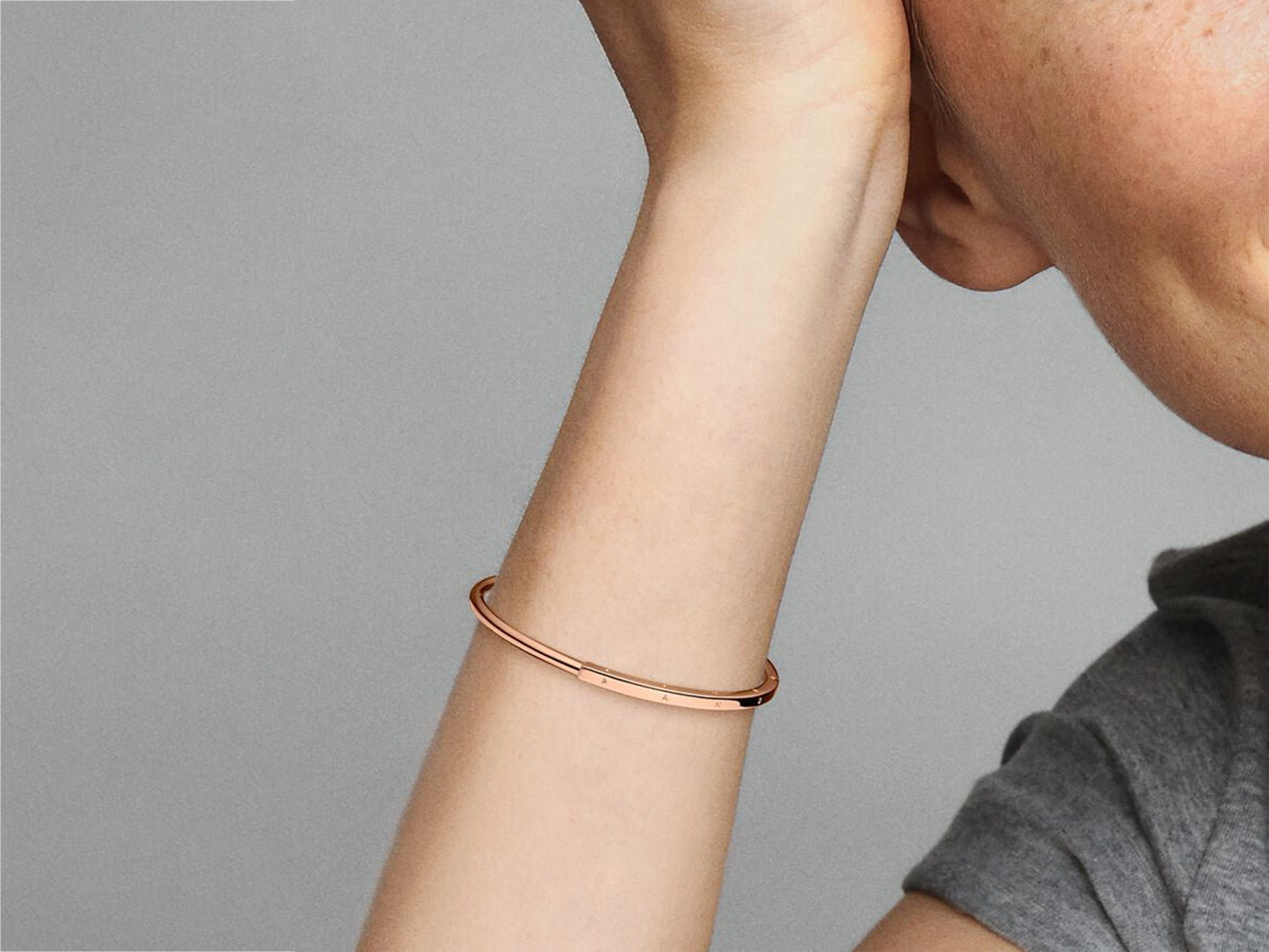 Square-to-Round Open Rose Gold Bangle