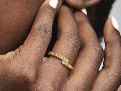 Sparkling Overlapping Ring