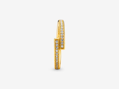 Sparkling Overlapping Ring