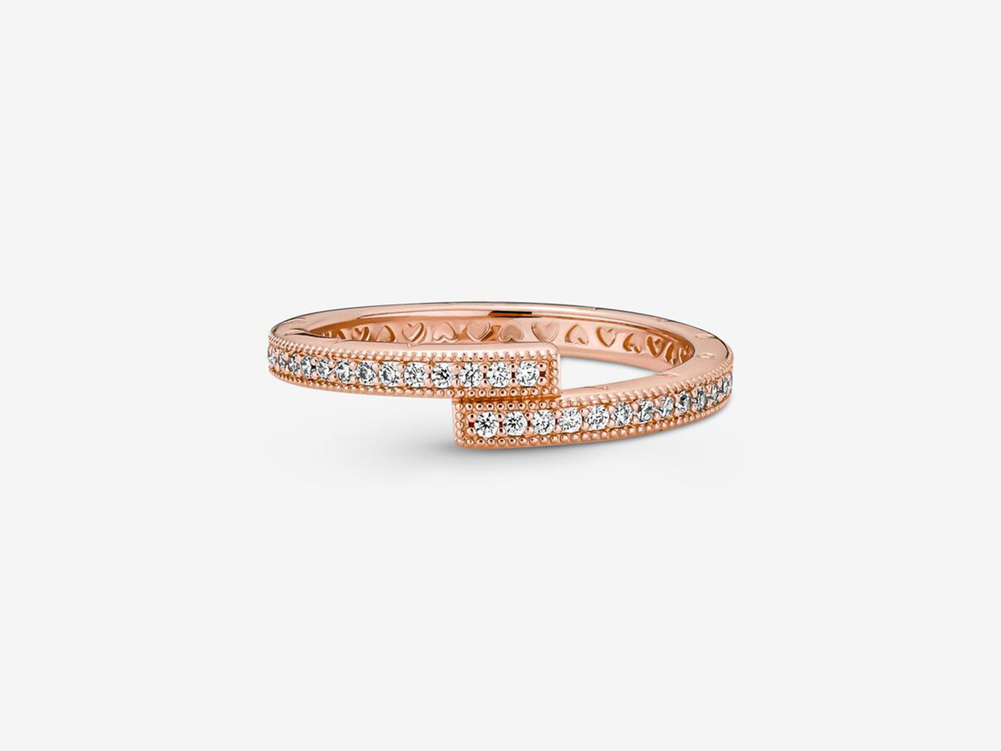 Sparkling Overlapping Ring