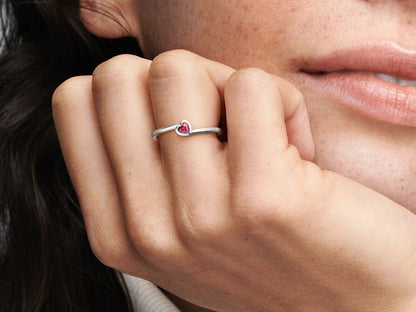 Red Heart Elegance Ring