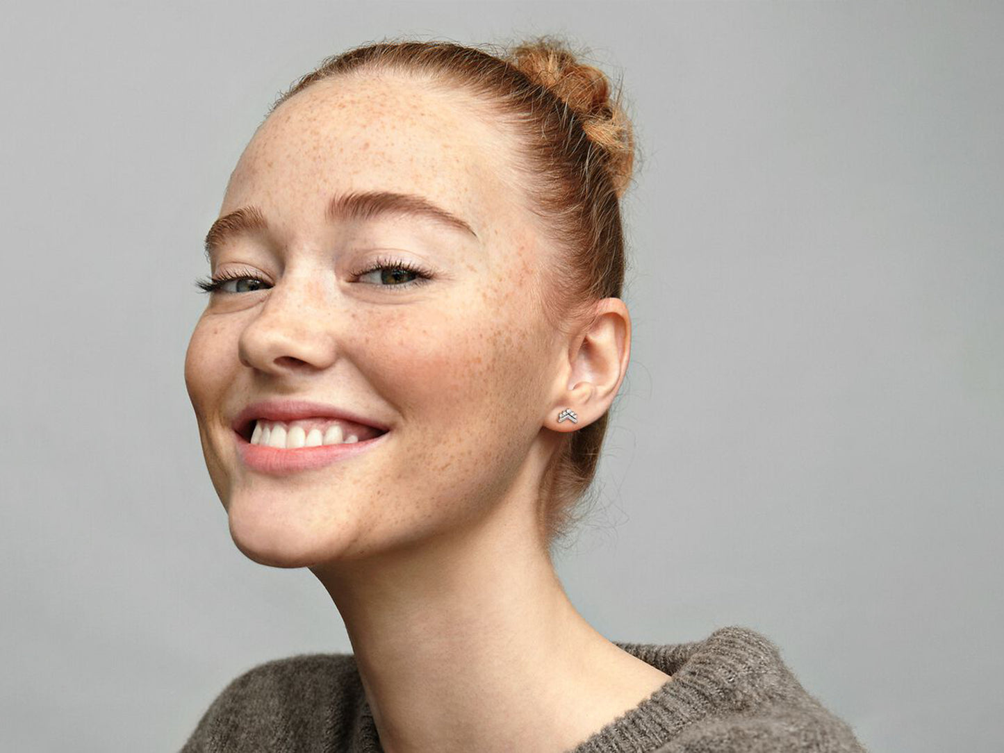 Royal Wishbone Elegance Stud Earrings