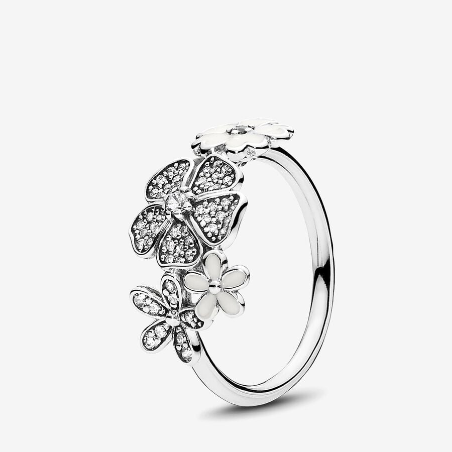 Sparkling Bouquet Ring