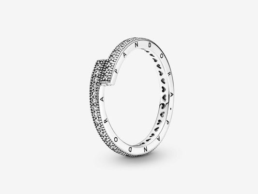 Sparkling Overlapping Ring