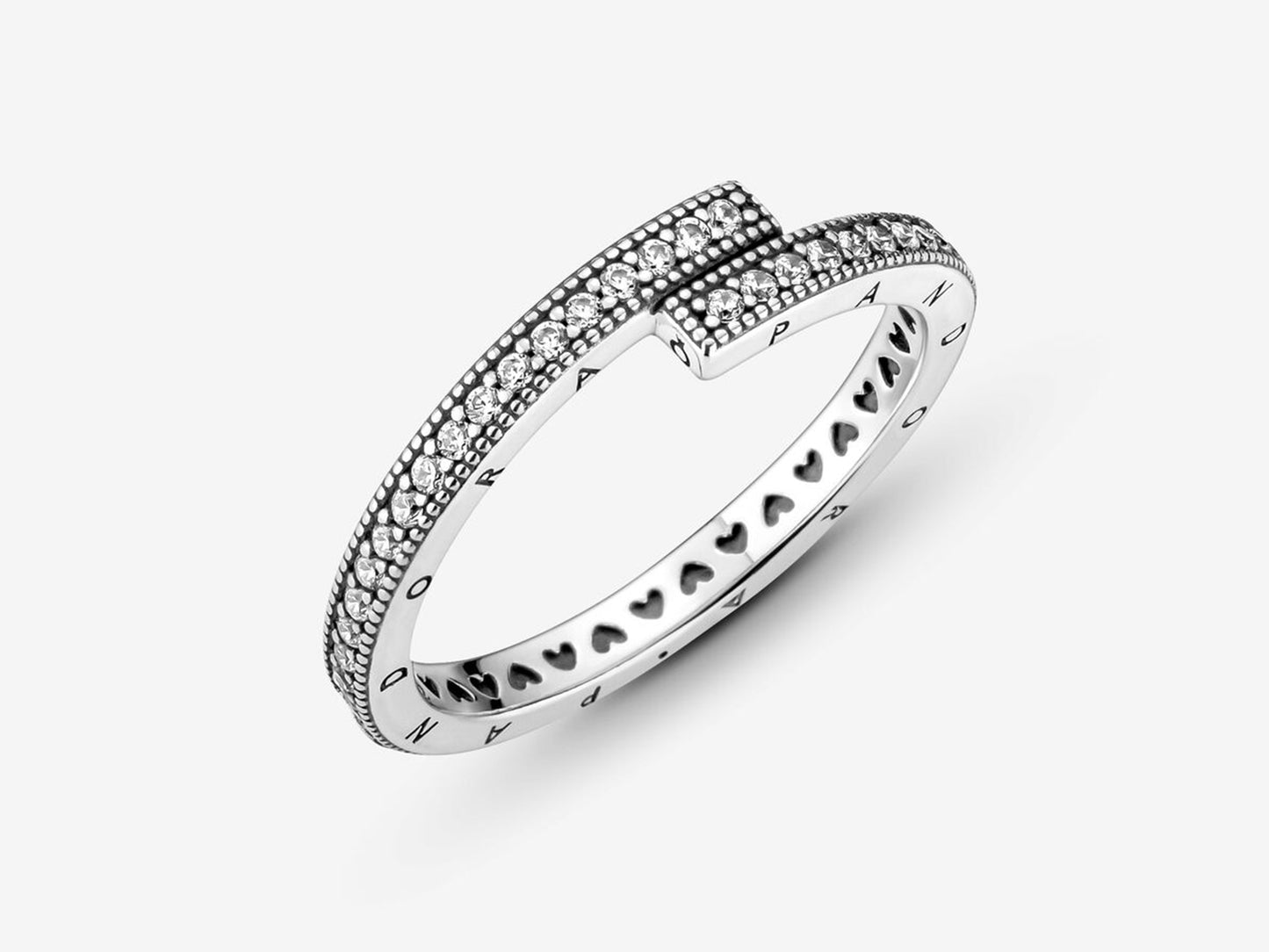 Sparkling Overlapping Ring